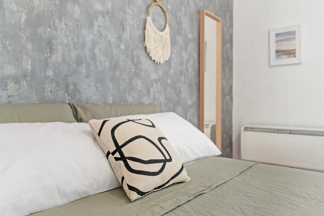 Navigli Charming Flat Apartment Milan 0*,