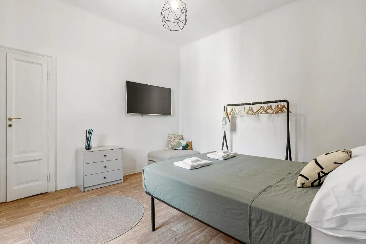 Navigli Charming Flat Apartment Milan