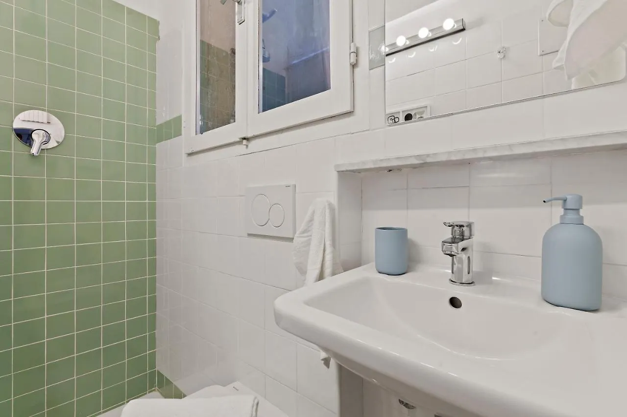 Navigli Charming Flat Apartment Milan Italy