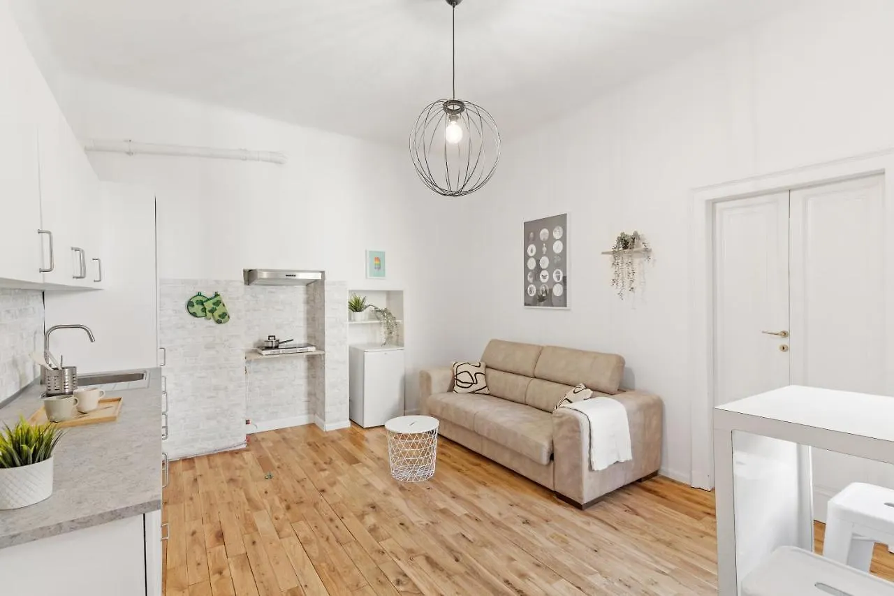 Navigli Charming Flat Apartment Milan 0*,